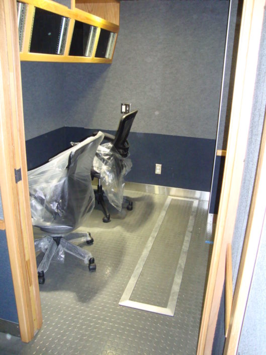 43' Broadcast Trailer